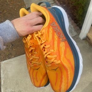 Hoka Mach Supersonic